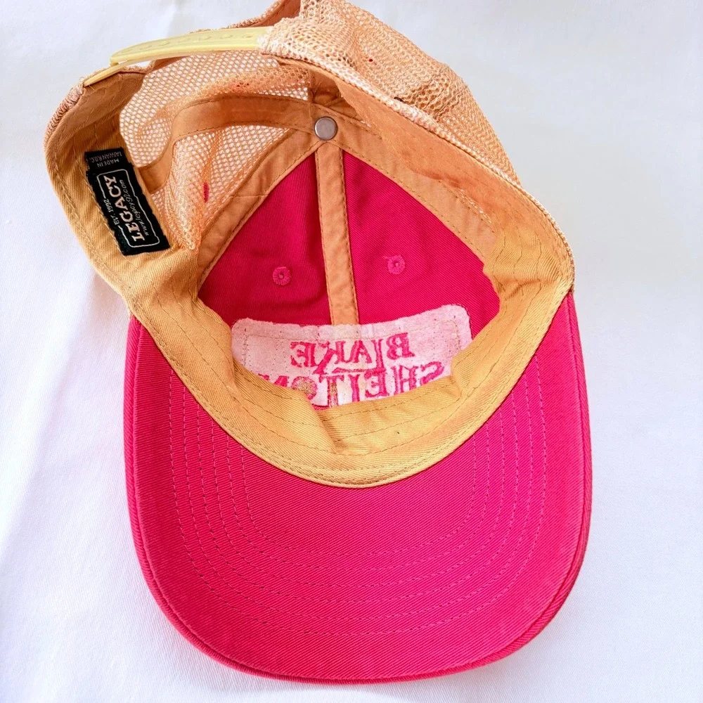 Blake Shelton Country Music Embroidered Snapback Trucker Hat Pink‎ Tan Mesh
